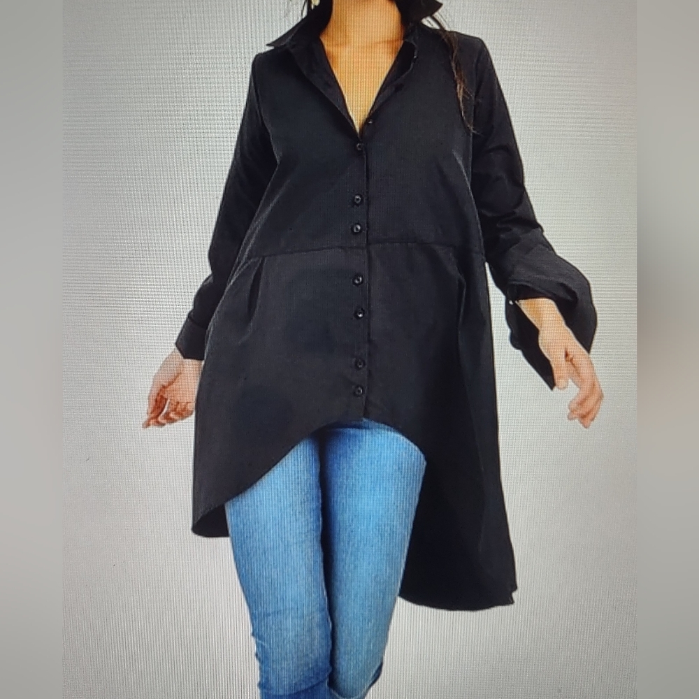 Milan kiss tunic size M , black color, elegant ,give your look artistic, polyest